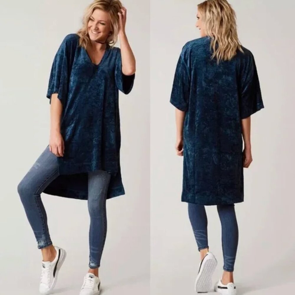 Free People We The Free Jewel Blue Velvet Oversized V Neck Tunic Fits XS-Large
